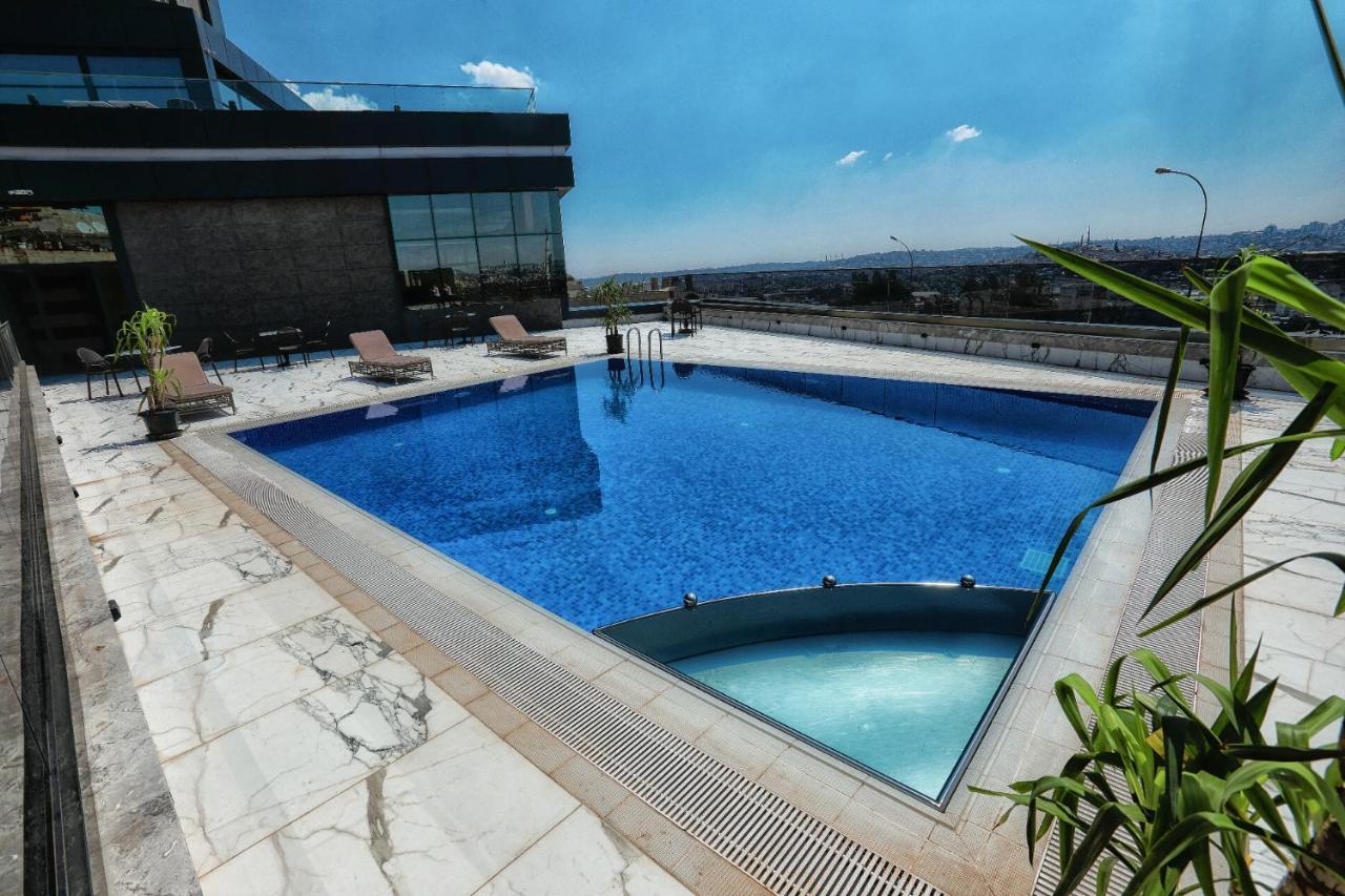 The Green Park Gaziantep Luaran gambar Rooftop pool